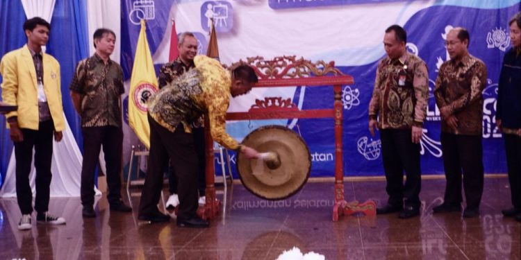 KALPHYCO 2024 Ajang Pemikir Muda dan Penemu Sains Andal di Banua