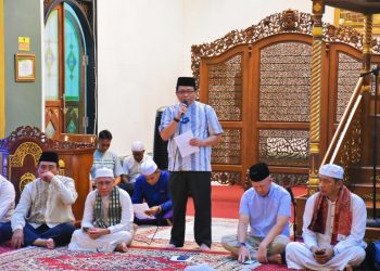 Erlin Hardi Gelar Safari Ramadan di Masjid Al-Mukarram Amanah