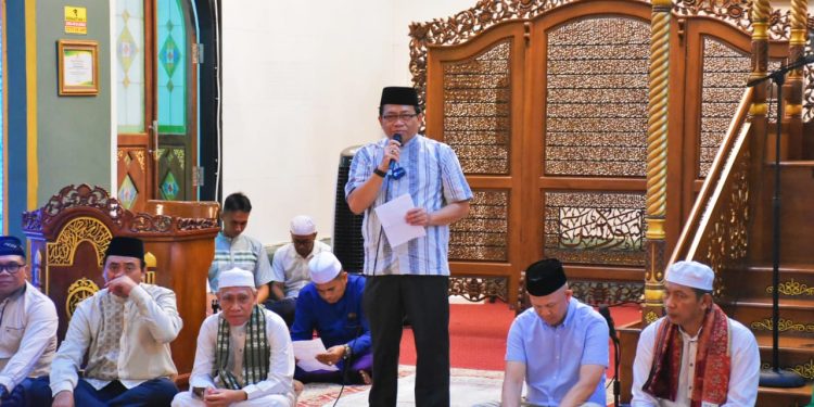 Erlin Hardi Gelar Safari Ramadan di Masjid Al-Mukarram Amanah