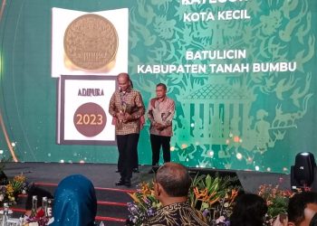 Tanah Bumbu Raih Piala Adipura Kategori Kota Kecil