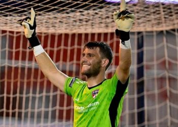 DPR RI Setujui Proses Naturalisasi Maarten Paes, Thom Haye dan Ragnar Oratmangoen!