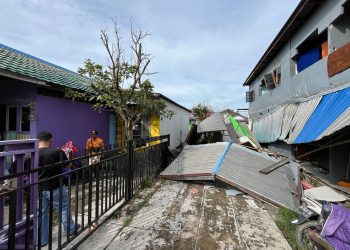 Rumah Tingkat 2 di Sungai Andai Ambruk, Penyebab Tak Diketahui