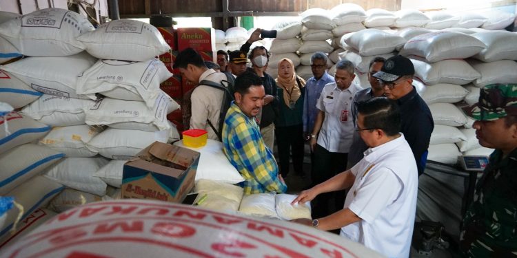 Monitoring Harga Bahan Pokok, Ibnu Sina: Stok Cukup, Kenaikan Wajar Menjelang Ramadan