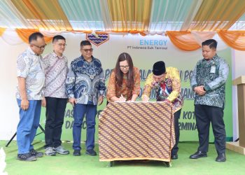 Jalan Poros di Pulau Laut Barat dan Pulau Laut Tanjung Selayar Diresmikan