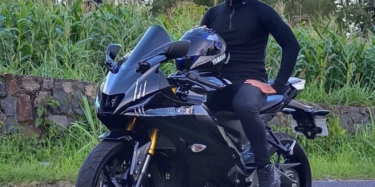 Berkat Keunggulan Generasi Terbaru R Series, Pecinta R15 Connected Makin Gemar Touring