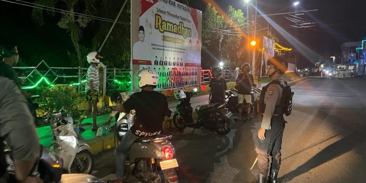 Diduga Akan Perang Sarung, Puluhan Remaja di Kotabaru Dimankan