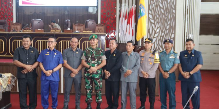 Rapat Paripurna, Eksekutif Sampaikan Tiga Raperda