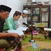 Kunjungi Musala dan Masjid, Paman Birin Tadarusan Sekaligus Bagikan Al-Qur’an