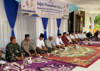 Aulia Kunjungi Warga Desa Palajau di Masjid Keramat