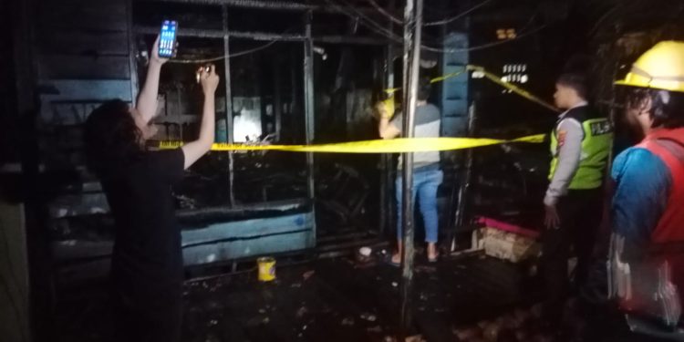 Geger Api! Posko BPK Ampera Ludes Terbakar