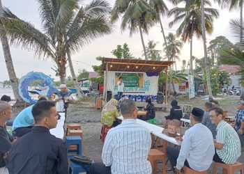 PWI Kotabaru dan PT PTK Buka Puasa Bersama di Objek Wisata Kampung Nelayan