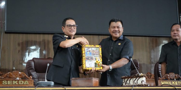 IPM Kotabaru Meningkat, Angka Pengangguran Turun