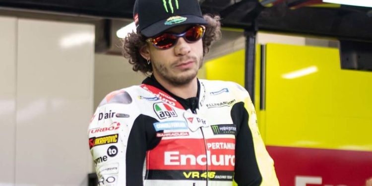 Sama-Sama Pakai Motor Lama, Marco Bezzecchi Frustrasi Marquez Lebih Unggul