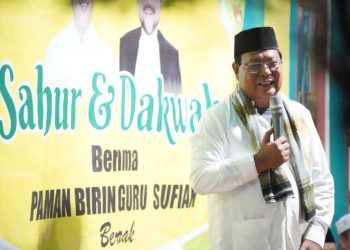 Malam Lailatul Qadar, Paman Birin Sahur Bersama Warga Tunggul Irang