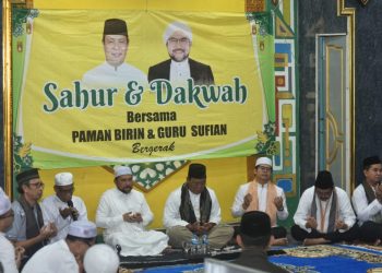 Eratkan Silaturahmi, Paman Birin Sahur Bersama Warga Tatah Pemangkih