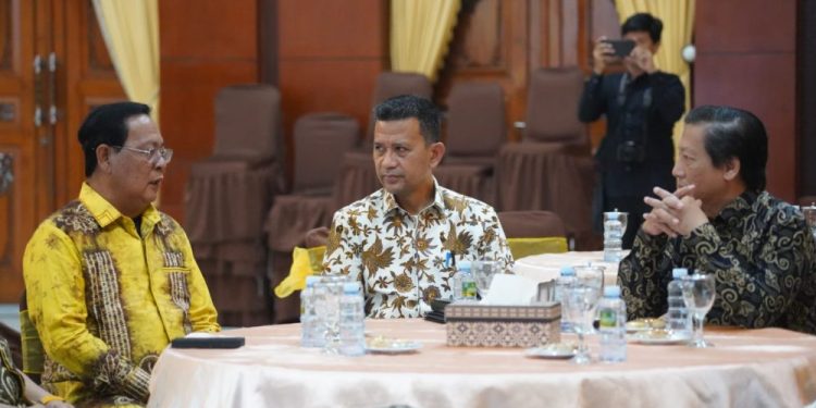 Paman Birin dan BRIN Bahas Rencana Pengembangan Kebun Raya Banua