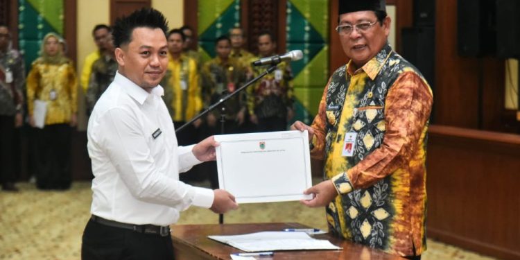 Lantik CPNS dan PPPK, Paman Birin: Tunas Harapan Bergerak Membangun Banua