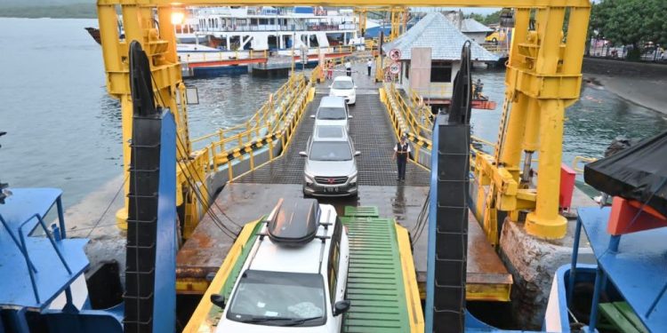 Antisipasi Puncak Arus Mudik, Tujuh Kapal Disiapkan di Pelabuhan Batulicin