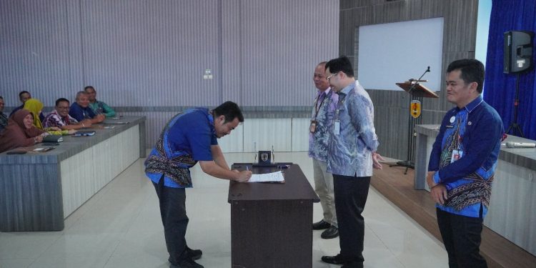 Tingkatkan Integritas, Aulia Teken Perjanjian Kinerja dengan Kepala Perangkat Daerah