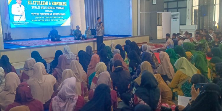 Aulia Naikkan Insentif Tutor Pendidikan Kesetaraan
