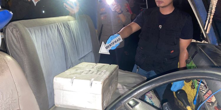 Sopir Taksi Tewas Dibunuh di Terminal Pantai Hambawang, Ini Pemicunya