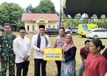 Sayed Jafar Berbagi Kebahagiaan Bersama Masyarakat di Tiga Kecamatan