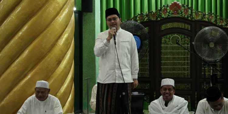 Aulia Berikan Reward kepada 278 Pasukan Kebersihan