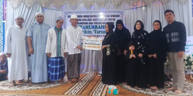 Hj Tintainah Harun Nurasyid Bantu Rp1 Miliar untuk Pembangunan Masjid Miftahurrahmah