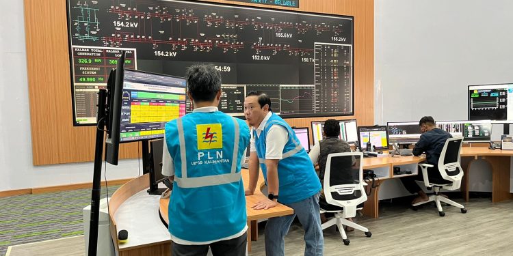 Ribuan Pejuang Kelistrikan PLN Berhasil Kawal Gaung Takbir Idul Fitri di Kalimantan