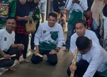 Lomba Balogo Meriahkan Pesta Pantai Mappanre Ri Tasi’e