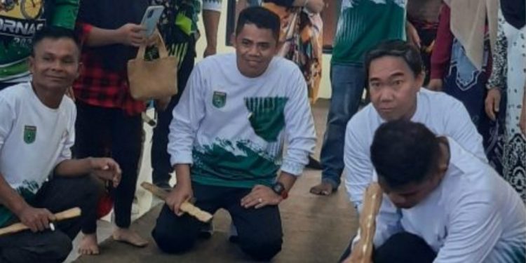 Lomba Balogo Meriahkan Pesta Pantai Mappanre Ri Tasi’e