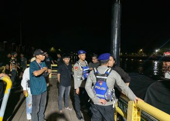 Geger! Pasutri Diduga Ceburkan Diri ke Sungai Martapura