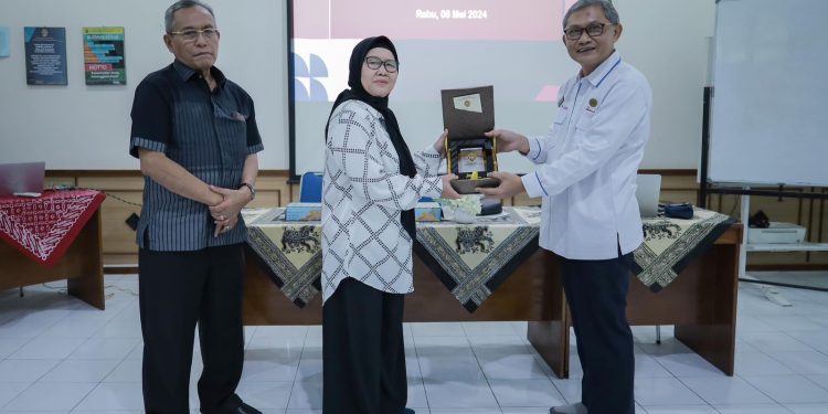 Komisi I DPRD Kalsel Dorong Peningkatan PAD BPSDMD