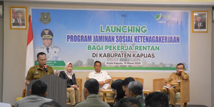 Pemkab Kapuas Komitmen Dukung Program Jaminan Sosial Ketenagakerjaan bagi Pekerja Rentan