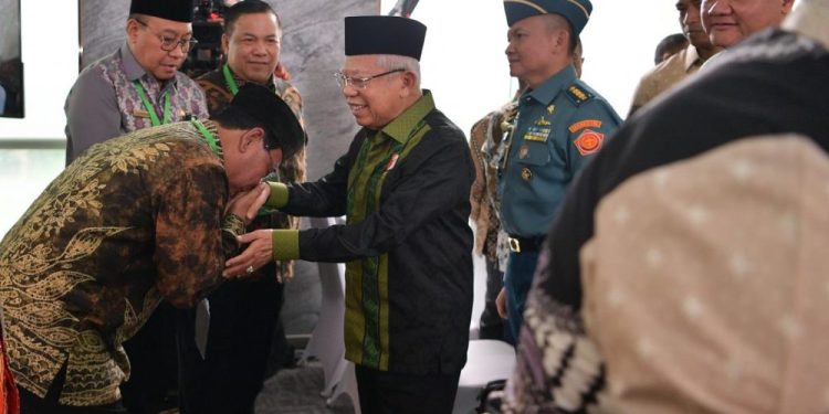Paman Birin Siap Laksanakan Arahan Wapres Soal Strategis Pengembangan  Ekonomi Syariah