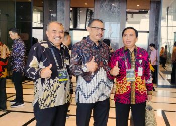 Kadisarpustaka Kapuas Ikuti Rakornas Kearsipan di Samarinda