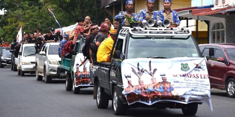 Mamapas Lewu dalam Rangka Harjad ke-218 Kota Kuala Kapuas dan HUT ke-73 Pemkab Kapuas Tahun 2024