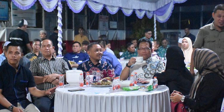 Erlin Hardi Silaturahmi dan Ngobrol Santai Bersama Masyarakat Selat Hulu