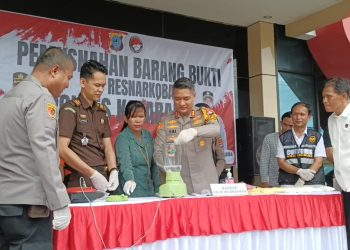 Polres Kotabaru Musnahkan 42 Gram Sabu dan Ribuan Obat-obatan Terlarang
