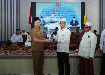 Bupati Aulia Lepas 298 Calon Jemaah Haji Asal Kabupaten HST
