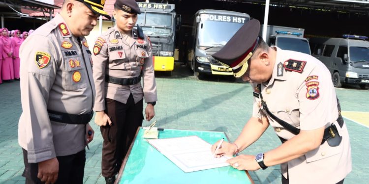 Sertijab Wakapolres HST, I Nyoman Widiarsana Gantikan Sudarno
