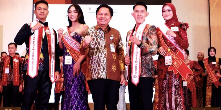 Paman Birin Harapkan Putra-Putri Pariwisata Kalsel Bawa Citra Positif Pariwisata di Banua