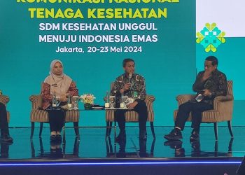 Kadinkes Jadi Pembicara di Forum Komunikasi Tenaga Kesehatan 2024