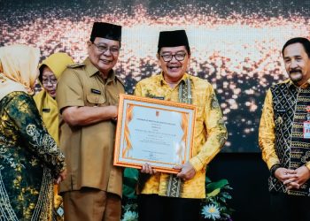 Pemkab HST Raih Penghargaan Kinerja Penyelenggara Pelayanan Publik Kategoari PRIMA