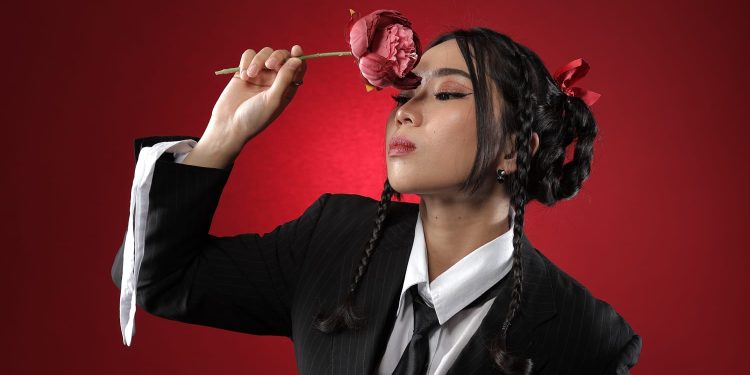 Widya Angela, Solois Wanita Bertalenta dari Banjarmasin