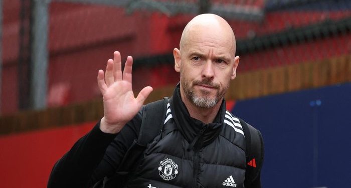 Misi Ten Hag Bawa MU Akhiri Musim dengan Angkat Trofi