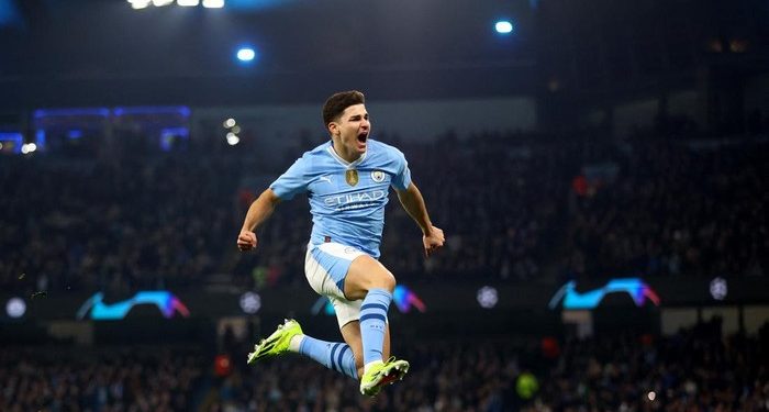 AC Milan Disarankan Lirik Julian Alvarez atau Rodrygo