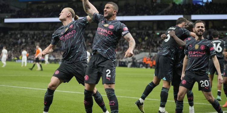 Mau Juara, Josep Guardiola Perintahkan Man City Menggila saat Lawan West Ham United