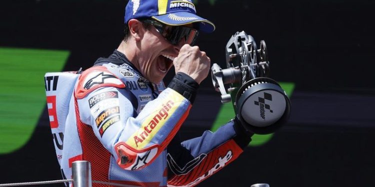 Aprilia Intip Peluang Bajak Marc Marquez