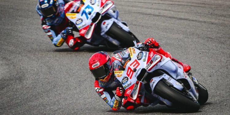 Mulai Nyetel dengan Desmosedici, Marc Marquez Disarankan Bertahan di Ducati